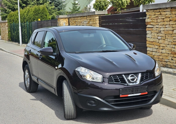 Nissan Qashqai cena 35400 przebieg: 144000, rok produkcji 2012 z Stronie Śląskie małe 631